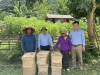 Hỗ trợ ong giống cho thành viên hợp tác xã nuôi ong lấy mật Đại ngàn Trường Sơn
