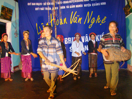Bảo tồn và phát triển văn hóa dân tộc Bru-Vân Kiều tại huyện Quảng Ninh, Quảng Bình